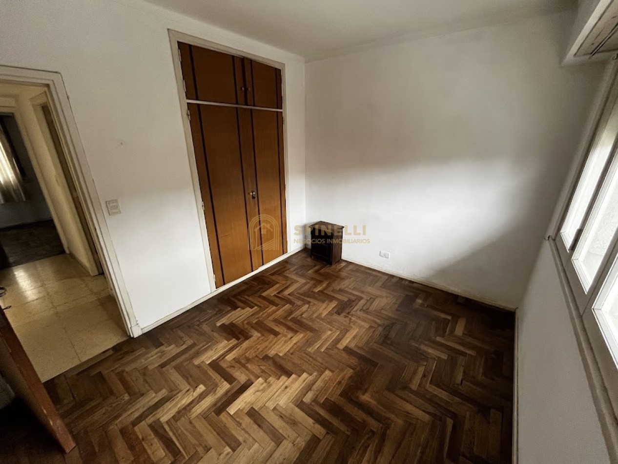 Alquiler 24 meses | Amplio departamento de 3 ambientes con gran balcon al frente-CHAUVIN