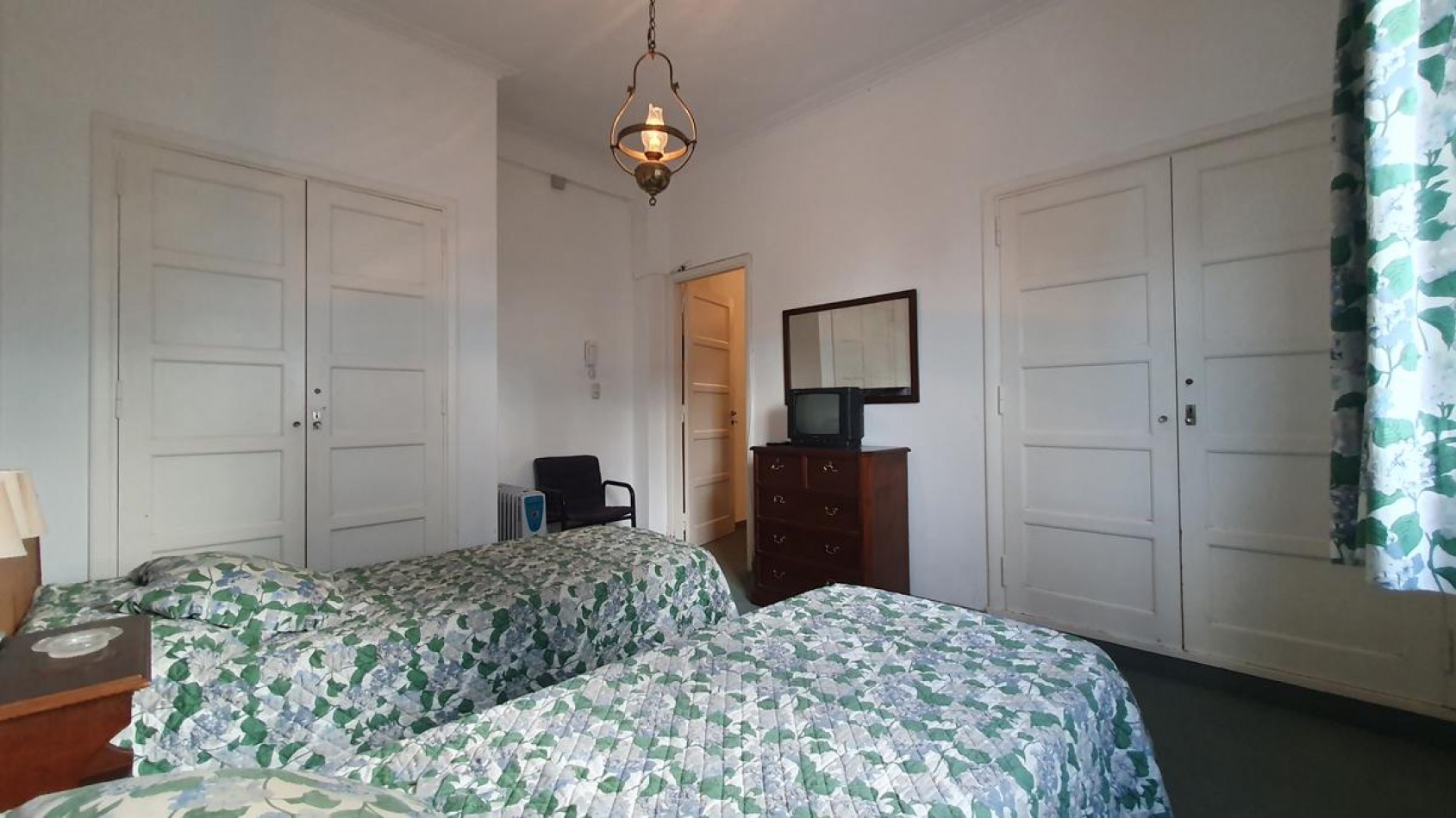 OPORTUNIDAD Departamento 2 Ambientes al Frente. Zona Torreon