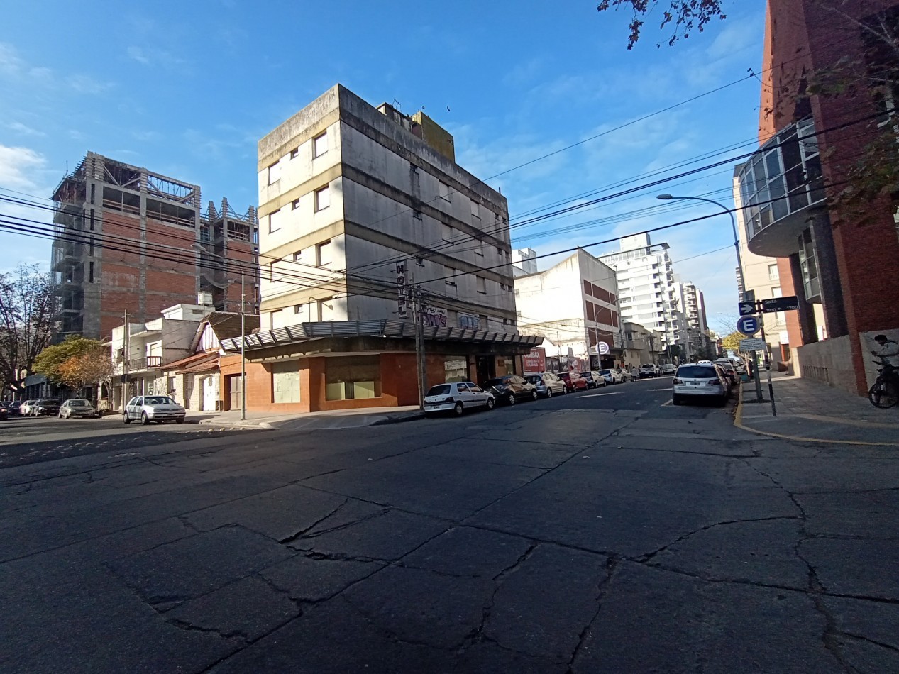 Hotel en Venta mas Lote en La Perla, Mar del Plata