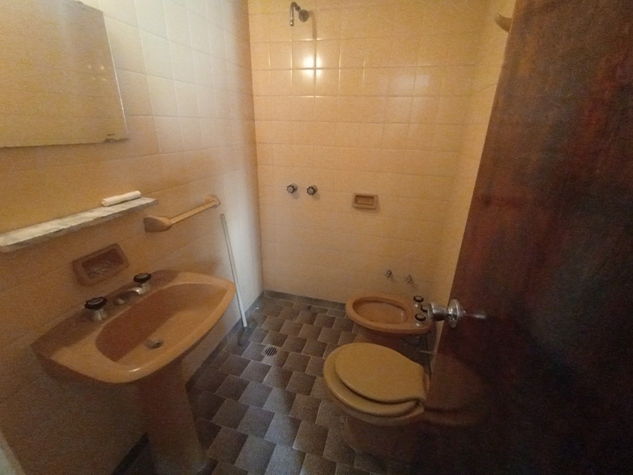 Hotel en Venta mas Lote en La Perla, Mar del Plata