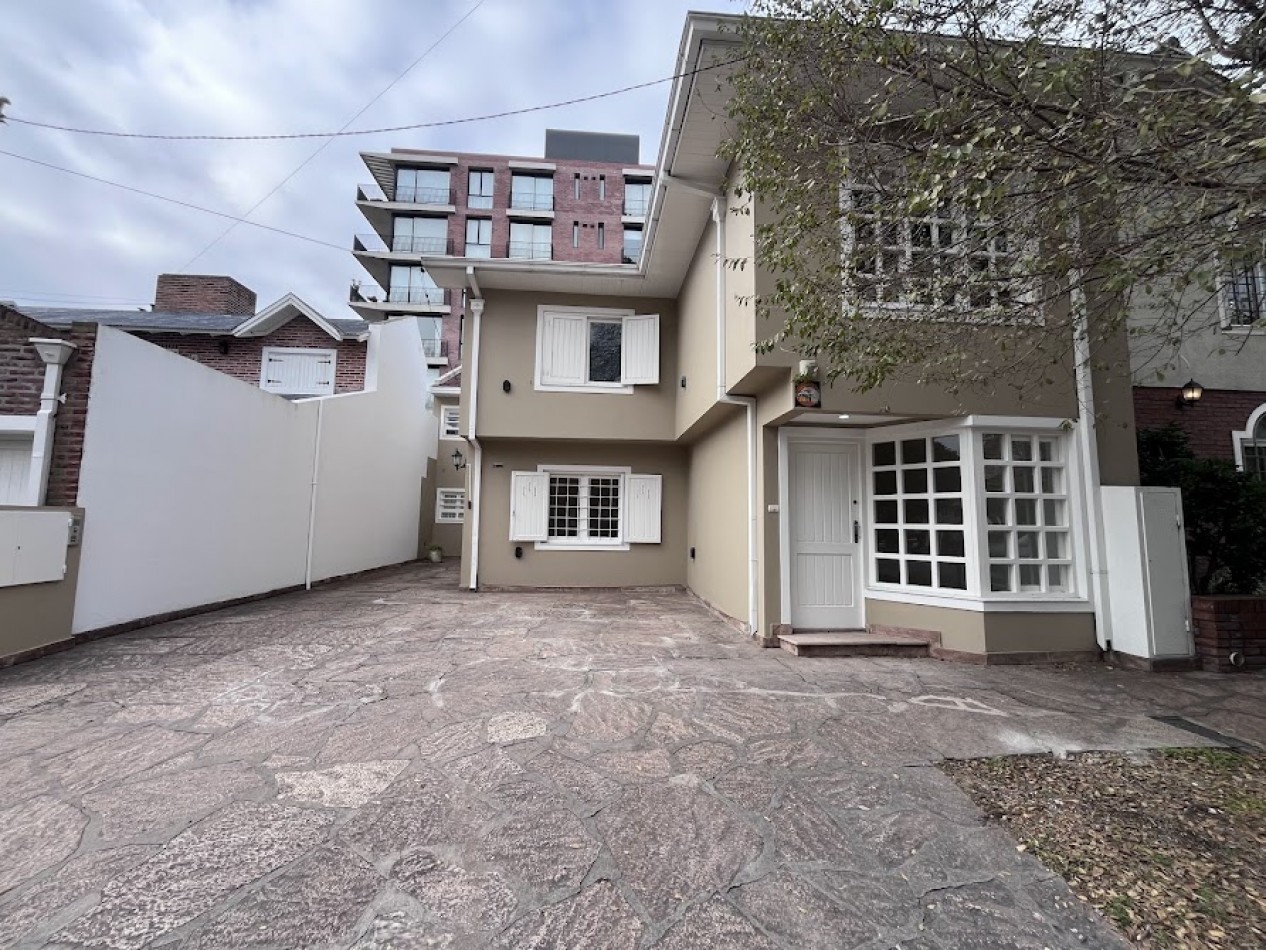 APTO PROFESIONAL ALQUILER 24 MESES  PH 3 ambientes con cochera en Chauvin 
