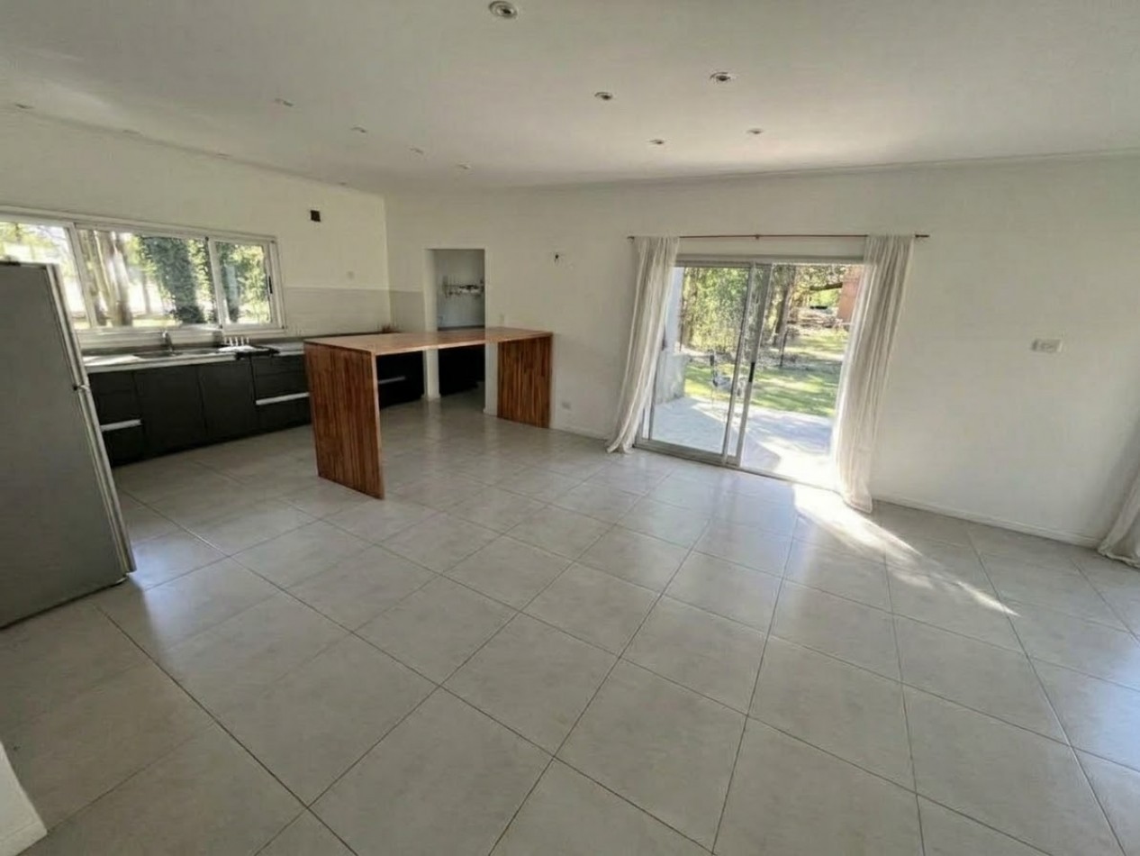 ALQUILER 24 MESES | CASA MODERNA DE 4 AMBIENTES EN ARENAS DEL SUR