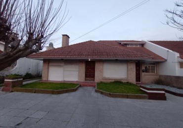 Alquiler  Comercial Chalet Amplio - Ideal Oficinas o Consultorios