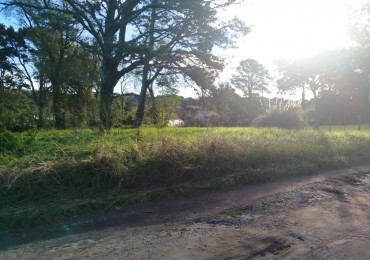 Gran lote de 680 m² con servicios y excelente orientacion- Sierra de los Padres