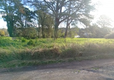 Gran lote de 680 m² con servicios y excelente orientacion- Sierra de los Padres