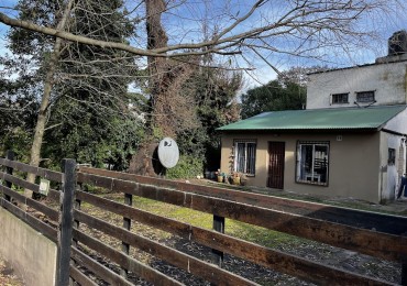 Casa lista para disfrutar - 3 ambientes con gas natural , parque y excelente ubicacion  -ACANTILADOS