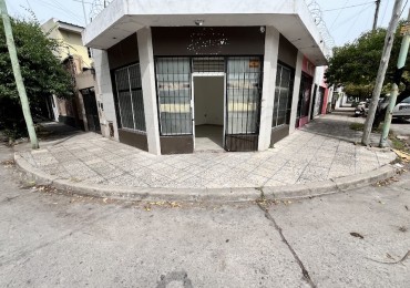 Alquiler comercial Local en esquina super luminoso en zona comercial